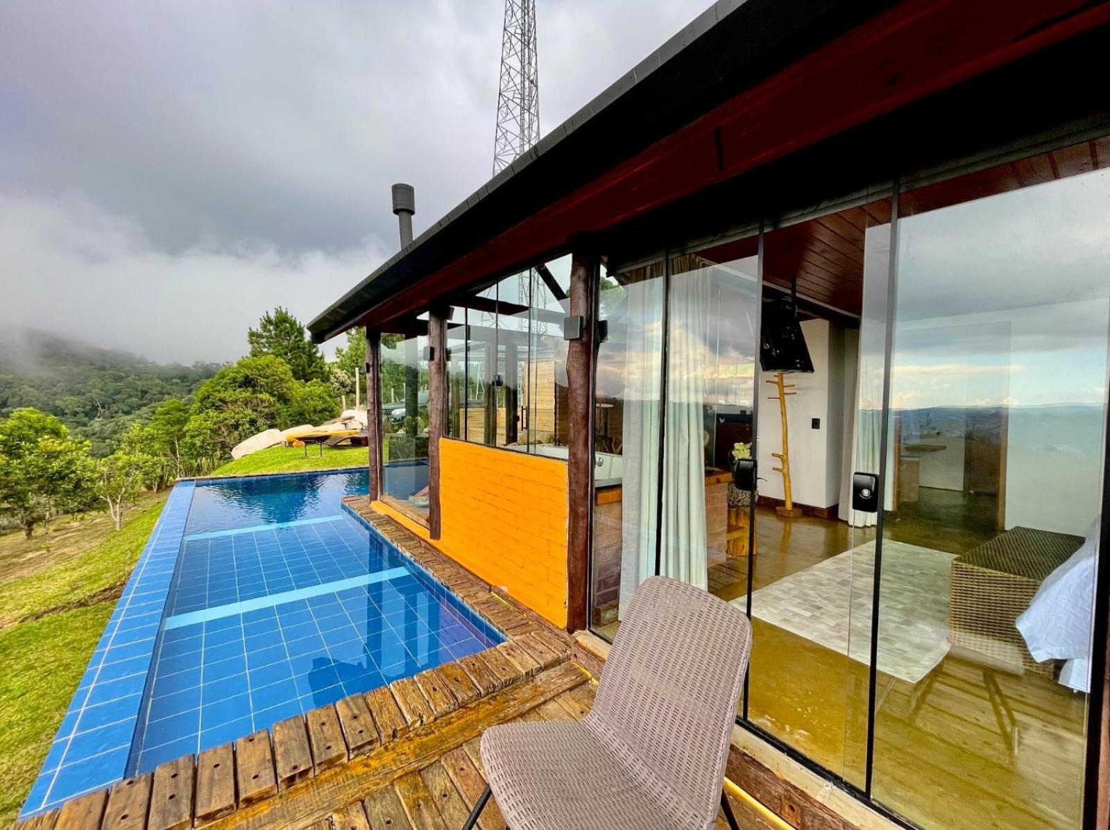 Chale Mirante Vista Privilegiada - O Mais Alto Do Brasil - Campos do Jordao — Fotos 3